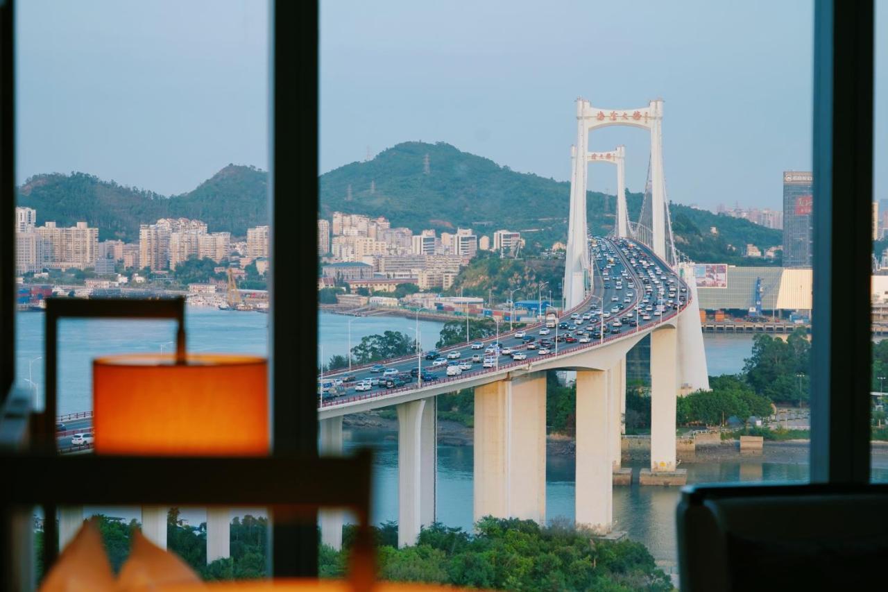 Hualuxe Xiamen Haicang Habour View 외부 사진