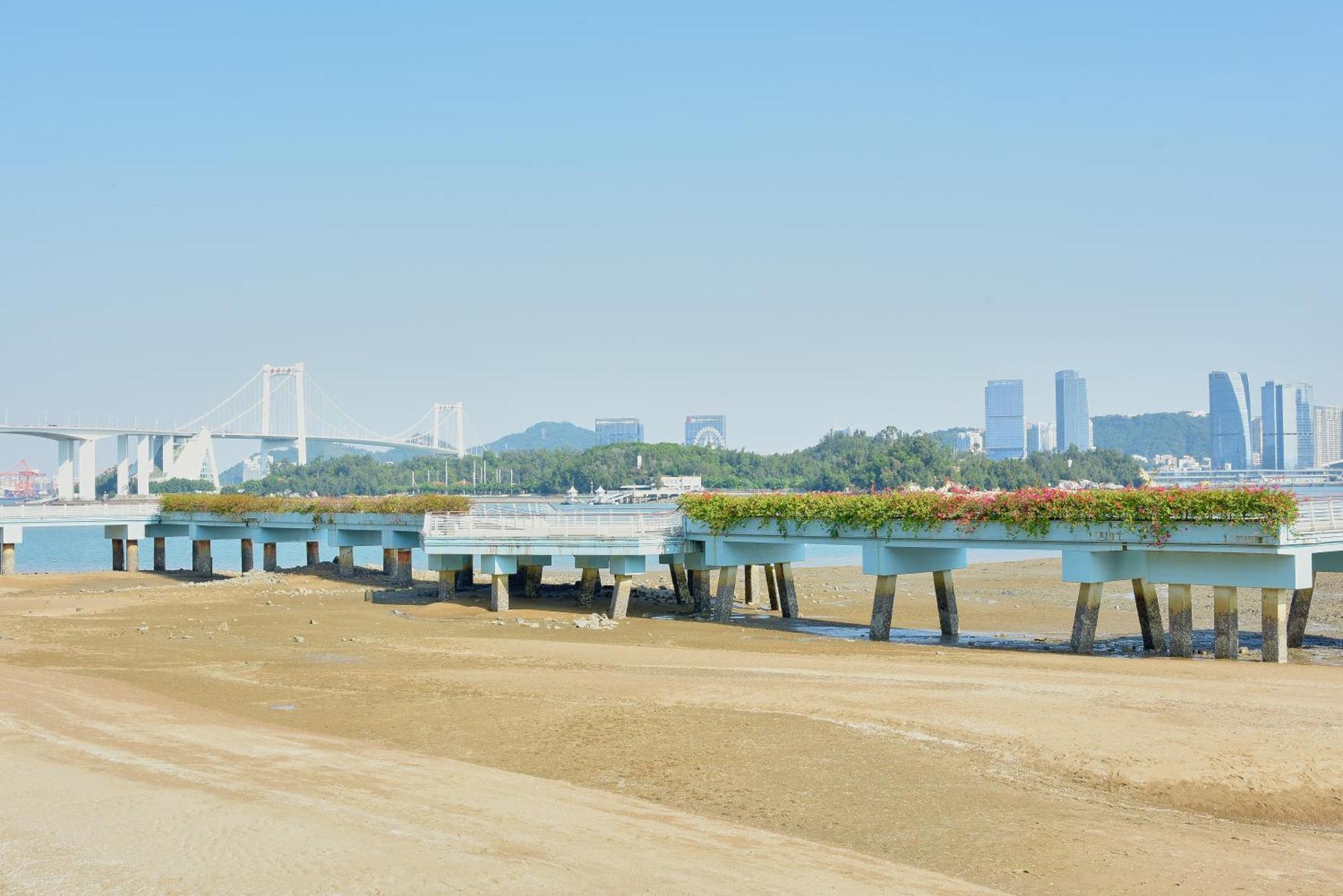 Hualuxe Xiamen Haicang Habour View 외부 사진